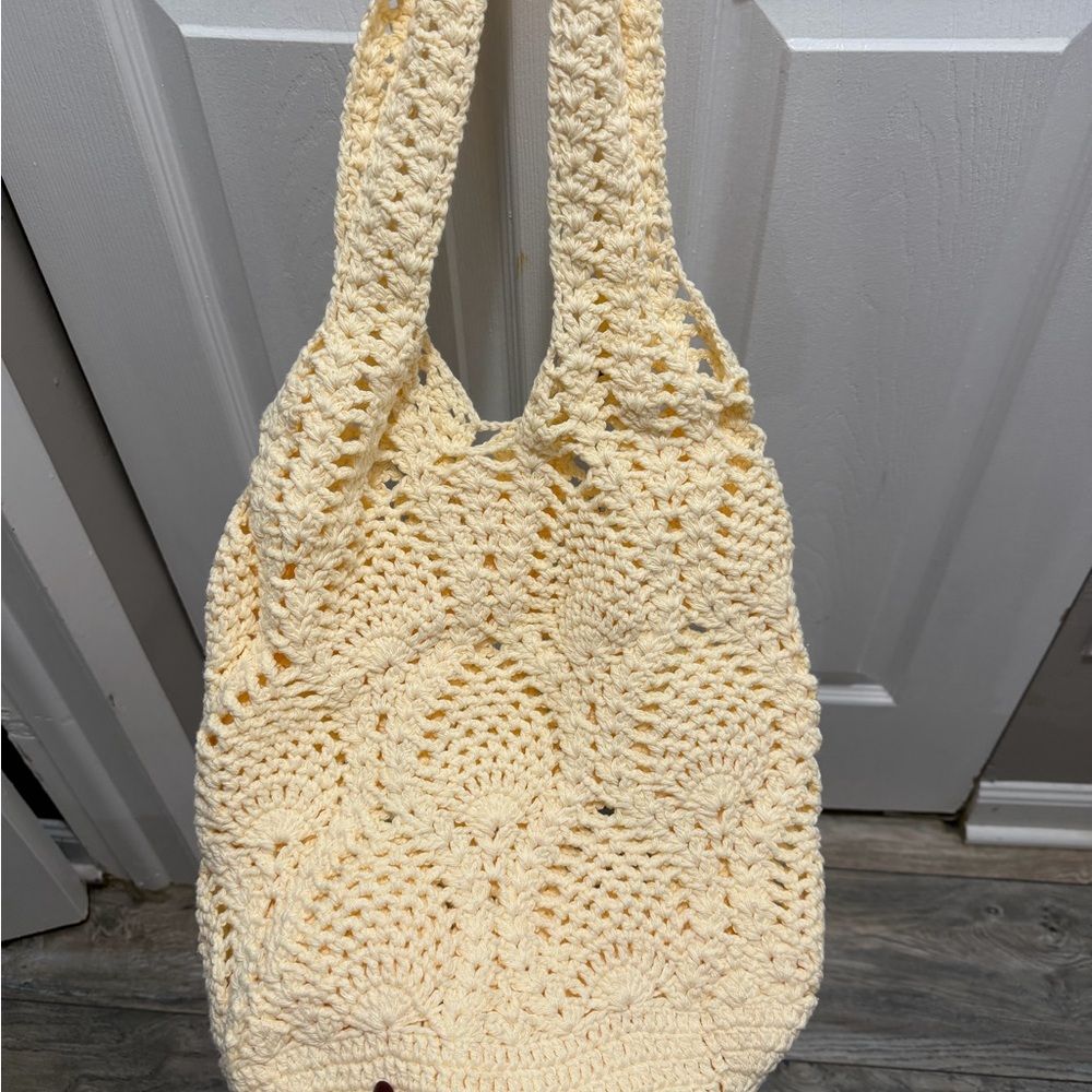 Elegant Cream Crochet Tote Bag - Handmade***
